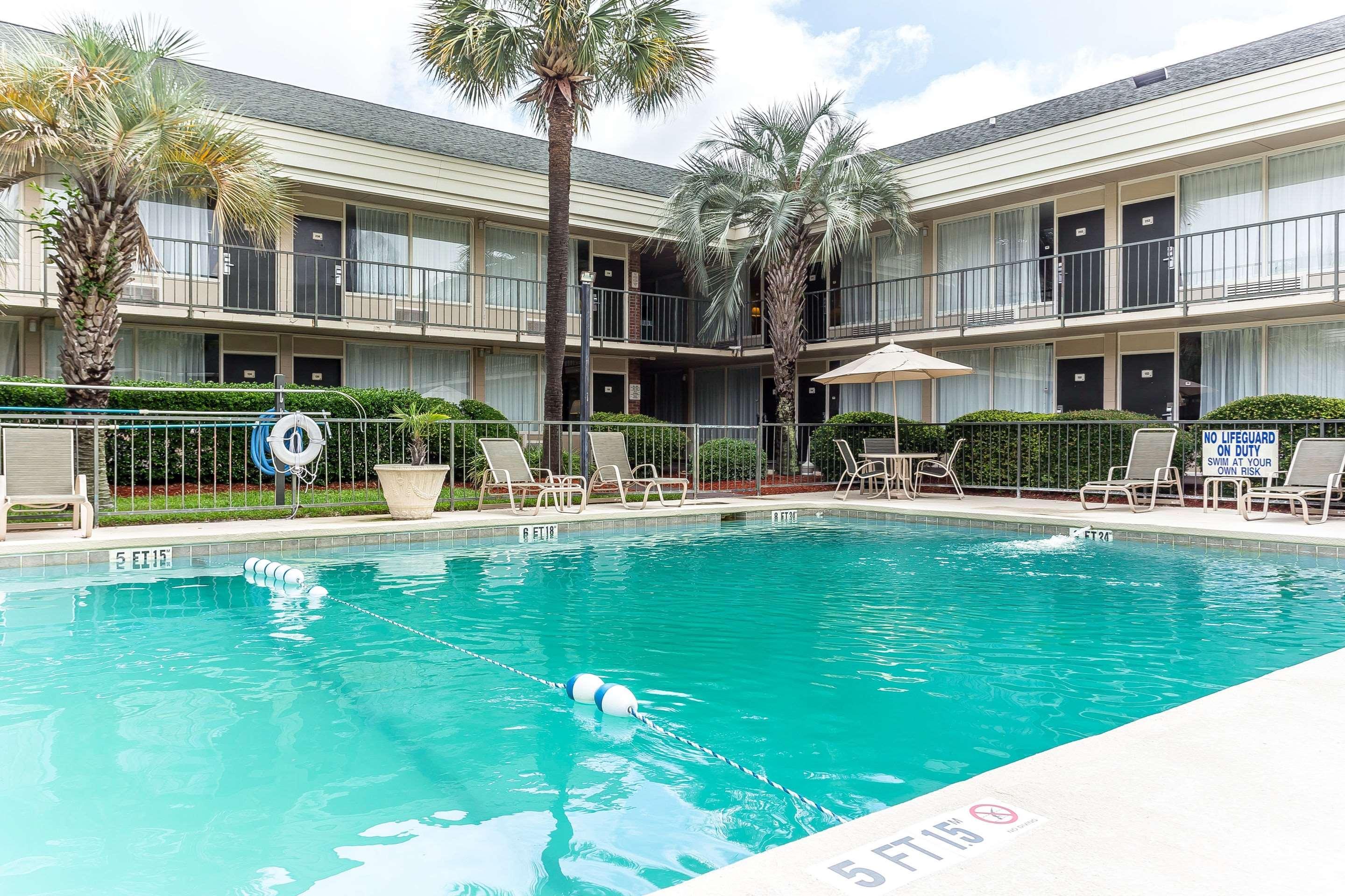 Quality Inn & Suites Georgetown Exterior photo